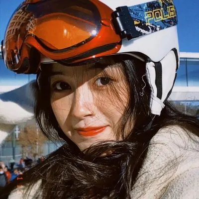 青春并不温柔